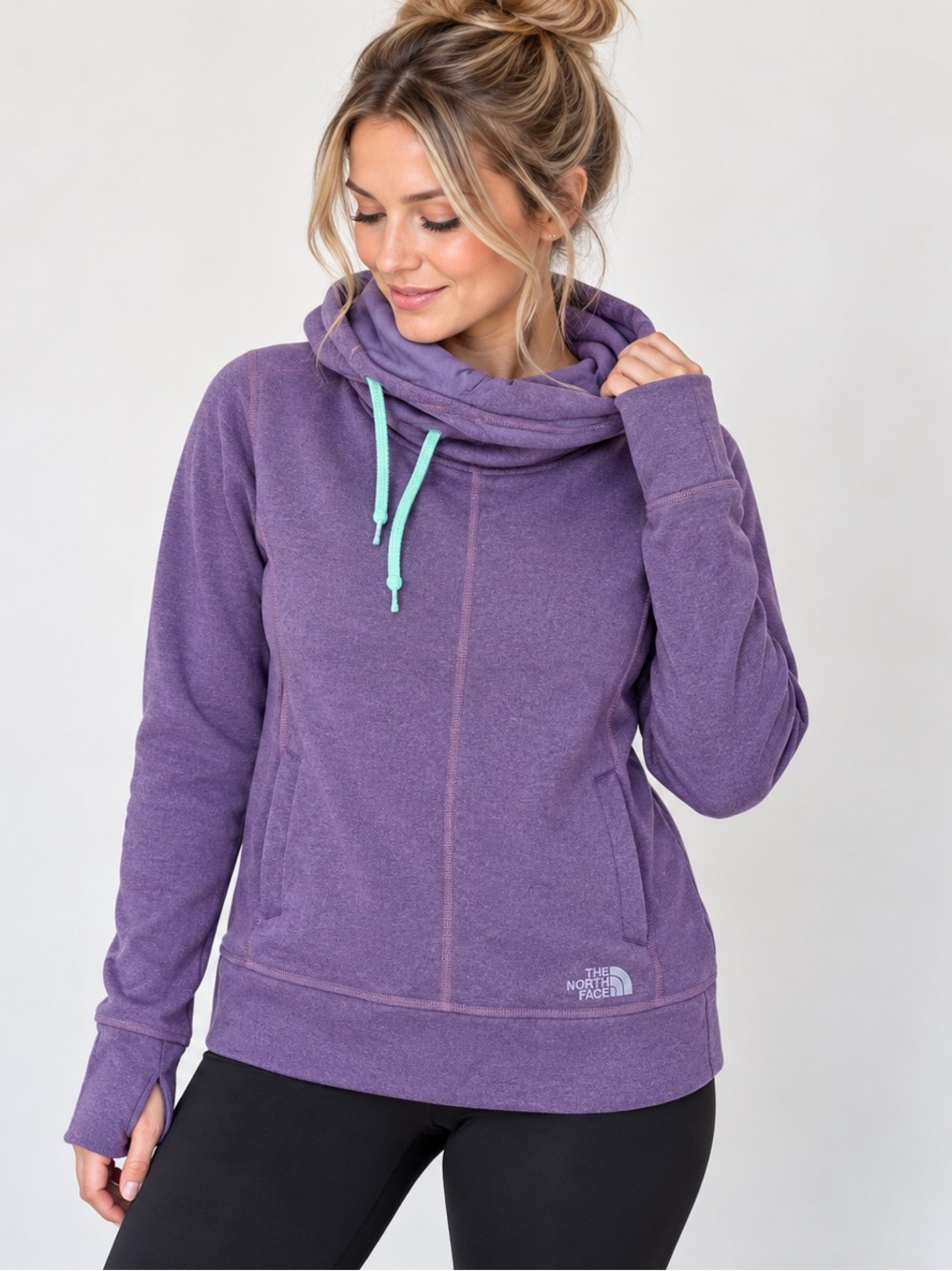 The North Face Women’s Purple Funnel Neck Hoodie Thumbholes Size M